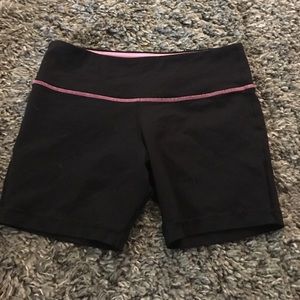 Black lulu lemon workout shorts
